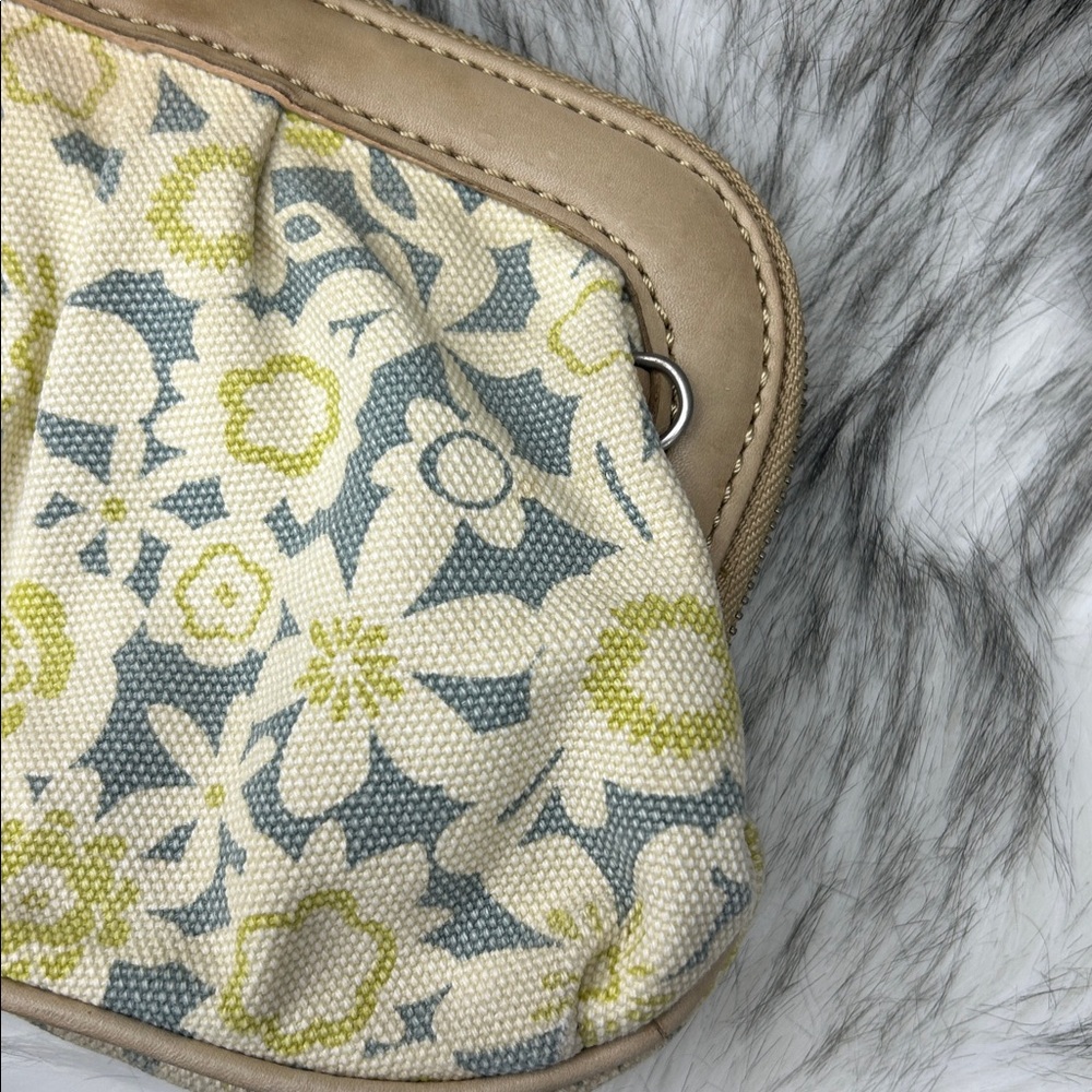 Fossil Elegant large Floral Patchwork Clutch/Wris… - image 12